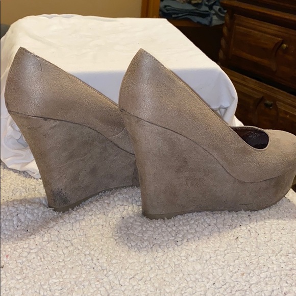Wedges - Picture 5 of 5